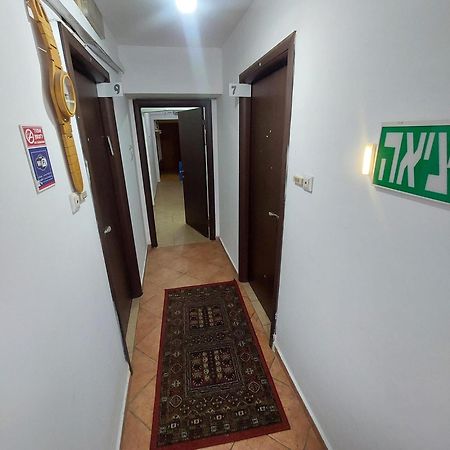 Star Guest- House Hotel Or Yehuda Luaran gambar