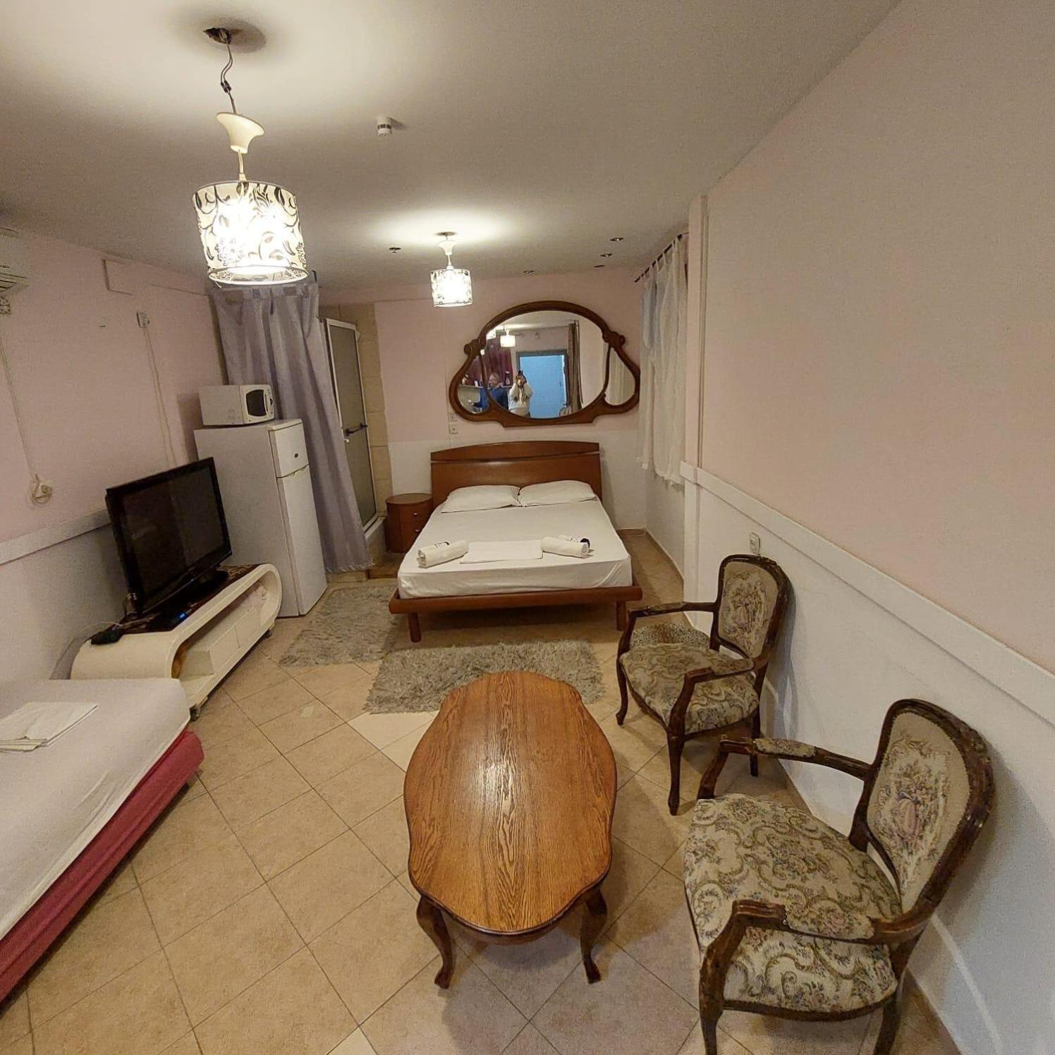 Star Guest- House Hotel Or Yehuda Luaran gambar