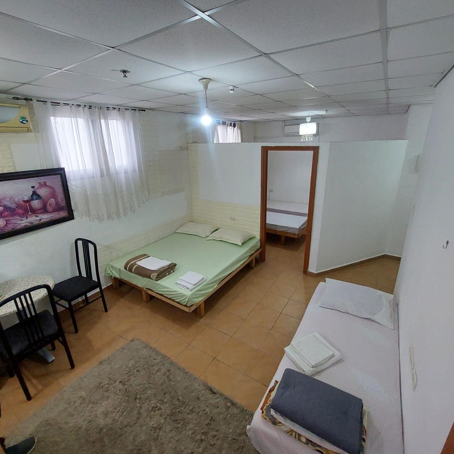 Star Guest- House Hotel Or Yehuda Luaran gambar