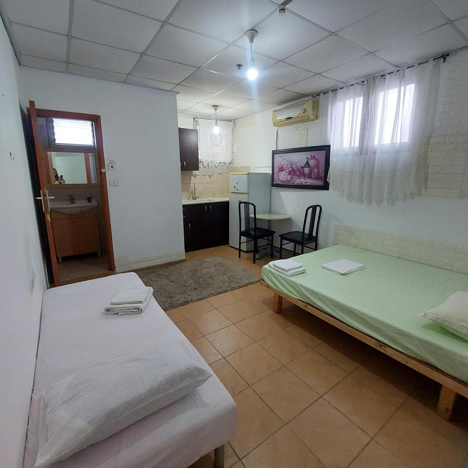 Star Guest- House Hotel Or Yehuda Luaran gambar