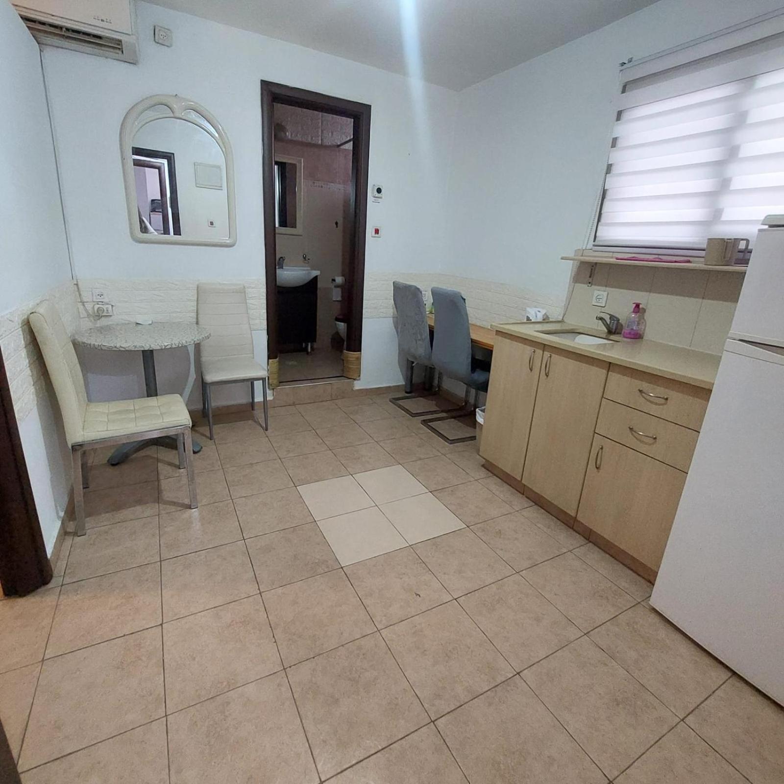 Star Guest- House Hotel Or Yehuda Luaran gambar