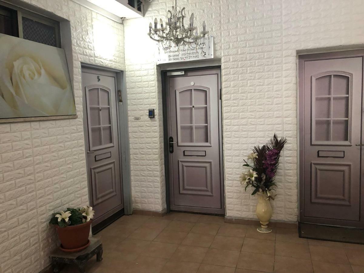 Star Guest- House Hotel Or Yehuda Luaran gambar
